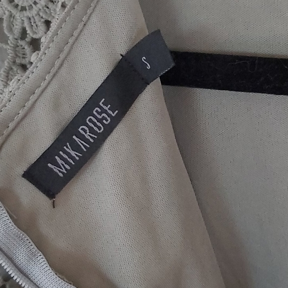 Dress - Picture 3 of 5